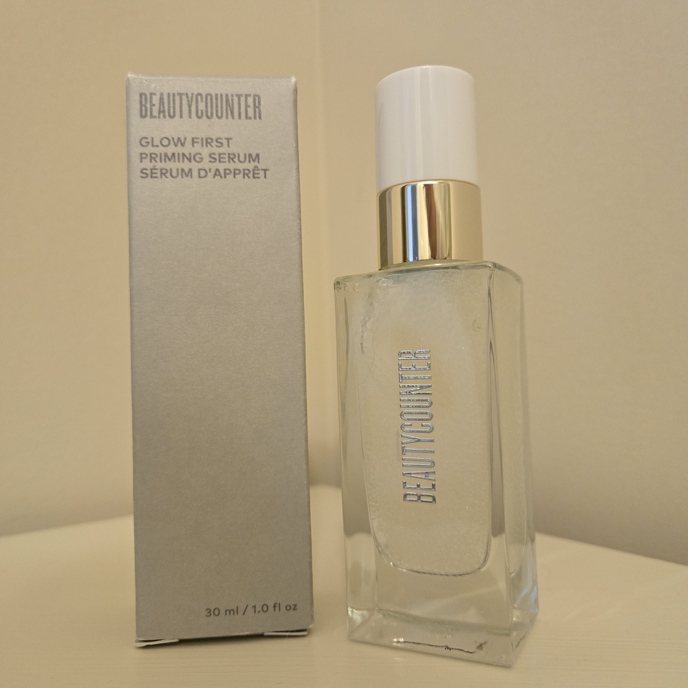 Beautycounter Glow First Priming Serum in Classic White
